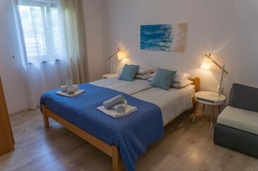 Appartamenti con parcheggio Baska, Veglia - Krk - 24097