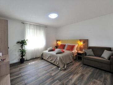One bedroom apartment Zadar (A-24099-b(