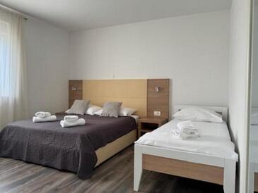 Lejlighedens parkeringsplads Zadar - 24099