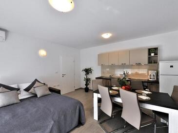 Lejlighedens parkeringsplads Zadar - 24099