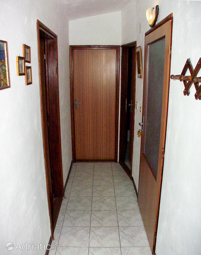 A-241-a - Privat overnatting - Leiligheter ved sjøen Zubovici, Pag