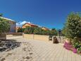 Povljana, Pag, Parking lot 24101 - Apartments with sandy beach.