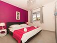 Tribunj, Schlafzimmer 2 in folgender Unterkunftsart apartment, Haustiere erlaubt und WiFi.