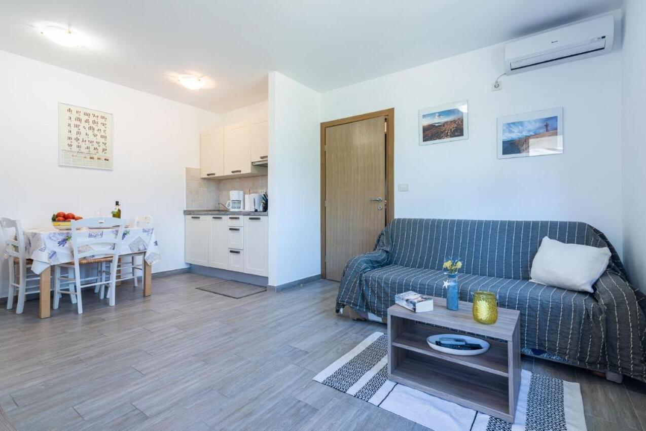 Leiligheter med basseng som passer for familier med barn Jurandvor, Krk - 24113