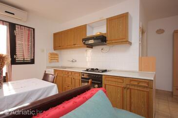 Apartamente lângă mare Vis - 2412