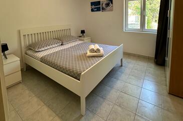 Appartamenti accanto al mare Basina, Lesina - Hvar - 24120