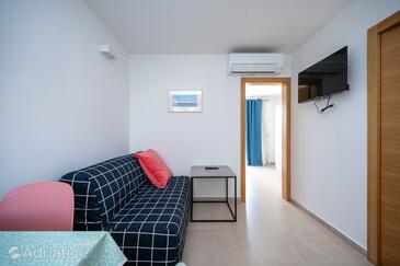 Apartments with parking space Novalja, Pag - 24135