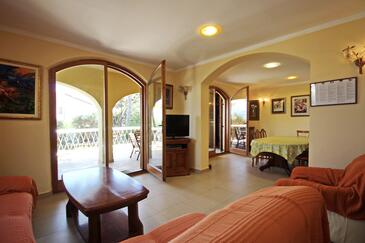 Appartamenti accanto al mare Baska, Veglia - Krk - 24143