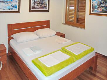 Apartmaji ob morju Baška, Krk - 24143