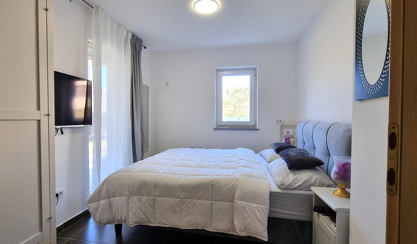 Apartmani s parkingom Baška, Krk - 24147