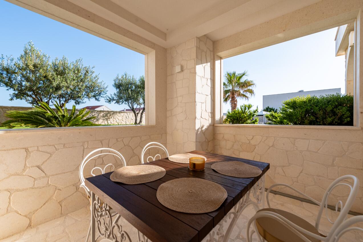 Appartamenti con piscina Novaglia - Novalja, Pago - Pag - 24151