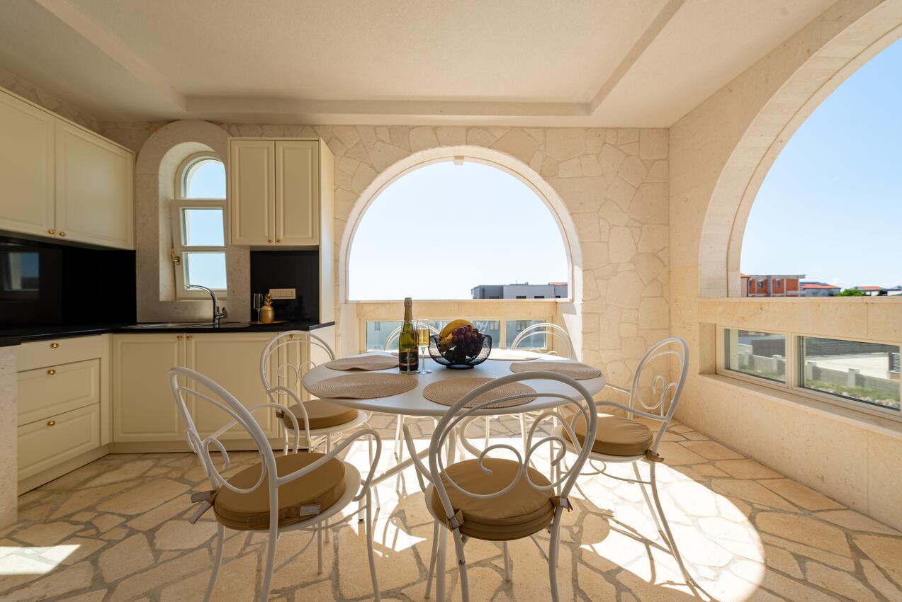 Apartments with swimming pools Novalja, Pag - 24151