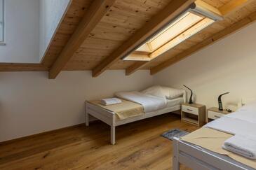 Apartmaji s parkingom Sveti Jakov, Lošinj - 24153