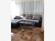 Kaštel Štafilić, Camera di soggiorno nell'alloggi del tipo apartment, condizionatore disponibile e WiFi.