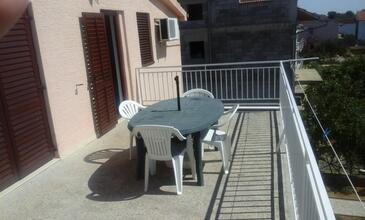 Ferienwohnungen mit Parkplatz Biograd na Moru, Biograd - 24160