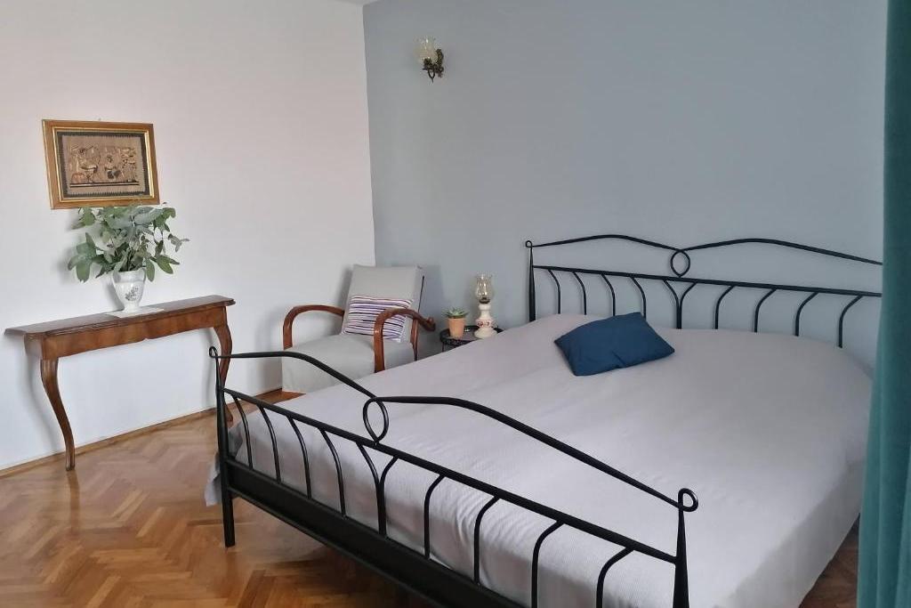 Apartmani s parkingom Mali Lošinj, Lošinj - 24161