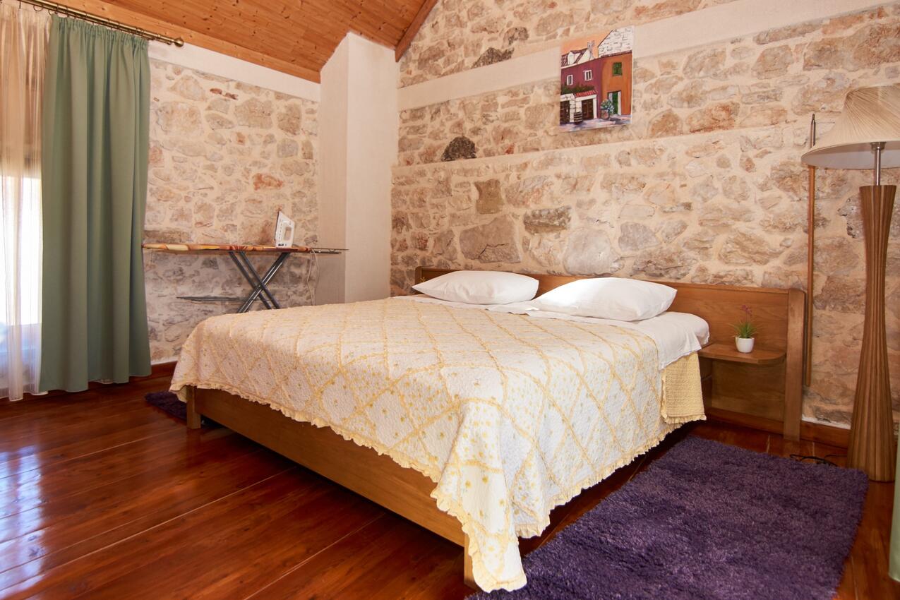 Casa accanto al mare per famiglia con bambini Krapanj, Sebenico - Šibenik - 24166