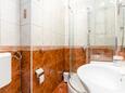 Badezimmer 1 Trogir, Badezimmer 1 in folgender Unterkunftsart apartment, WiFi.