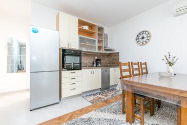 Apartments with terrace Trogir, Central Dalmatia