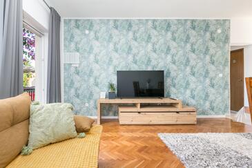 Apartments with terrace Trogir, Central Dalmatia