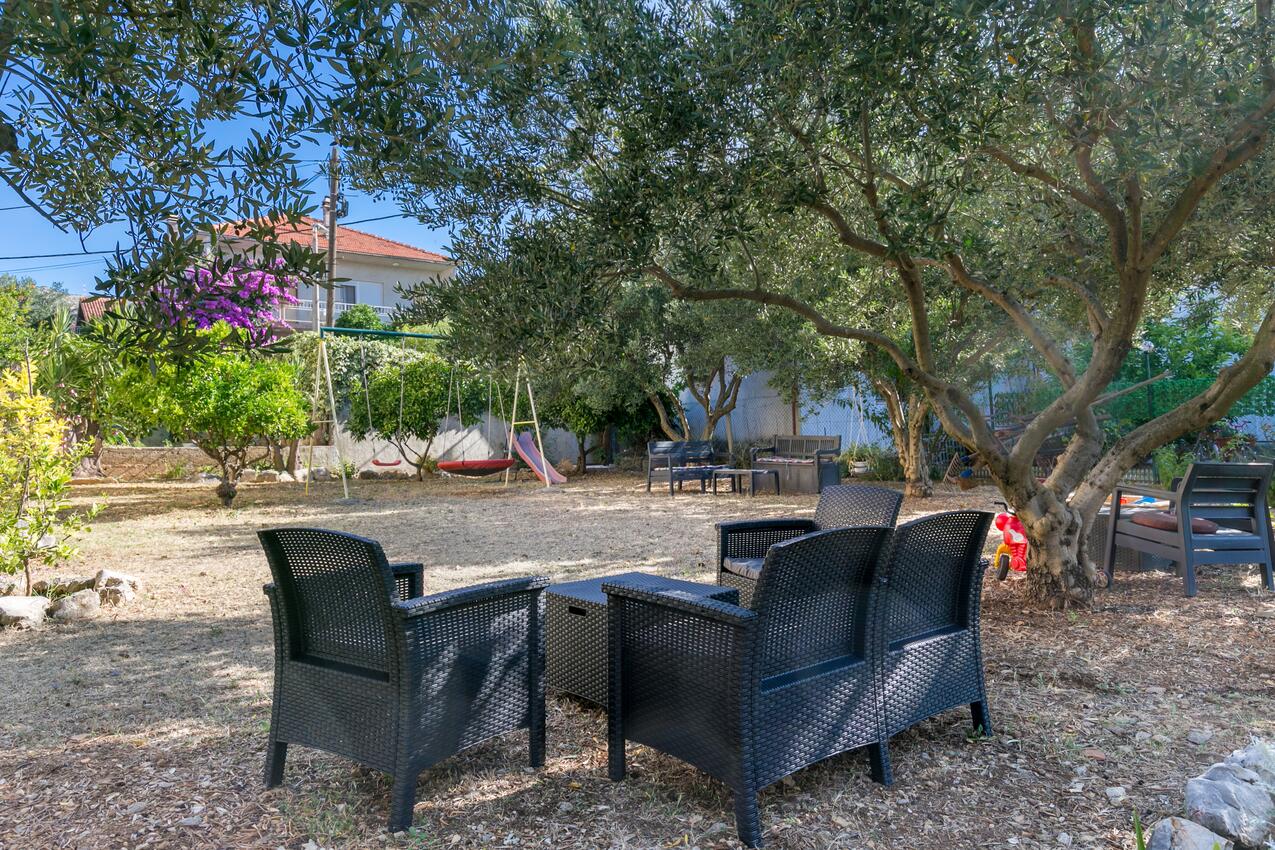 Apartments with terrace Trogir, Central Dalmatia