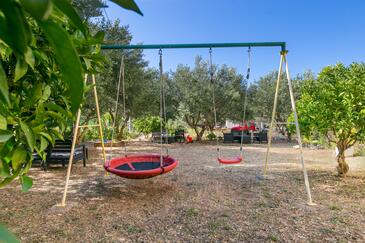 Apartments with terrace Trogir, Central Dalmatia