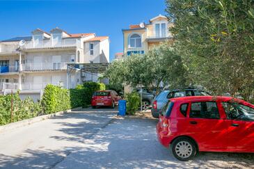 Apartments with terrace Trogir, Central Dalmatia