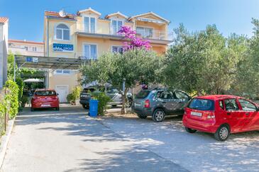 Apartments with terrace Trogir, Central Dalmatia