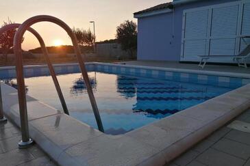Rodinný dům s bazénem Ćunski, Lošinj - 24170 Adriatic.hr