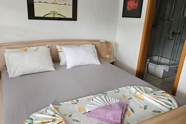 Kétszobás apartman Öböl Pribinja, Hvar (A-24171-a(