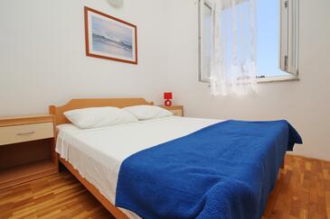 Appartamenti con parcheggio Baska, Veglia - Krk - 24175