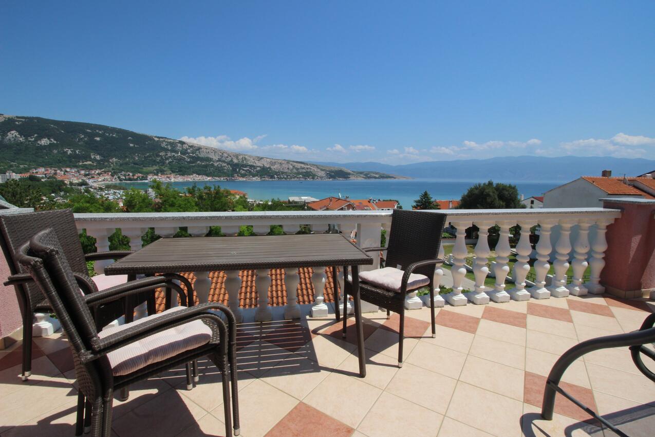 Appartamenti con parcheggio Baska, Veglia - Krk - 24175
