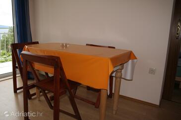 Appartamenti e camere con parcheggio Novi del Vinodol - Novi Vinodolski - 2418