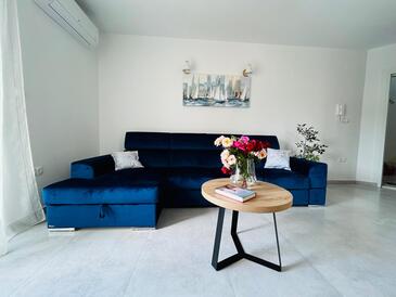 Apartmanok a tenger mellett Marina, Trogir - 24180