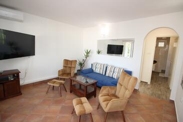 Apartmanok a tenger mellett Punat, Krk - 24183