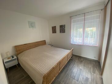 Apartmani uz more Punat, Krk - 24183