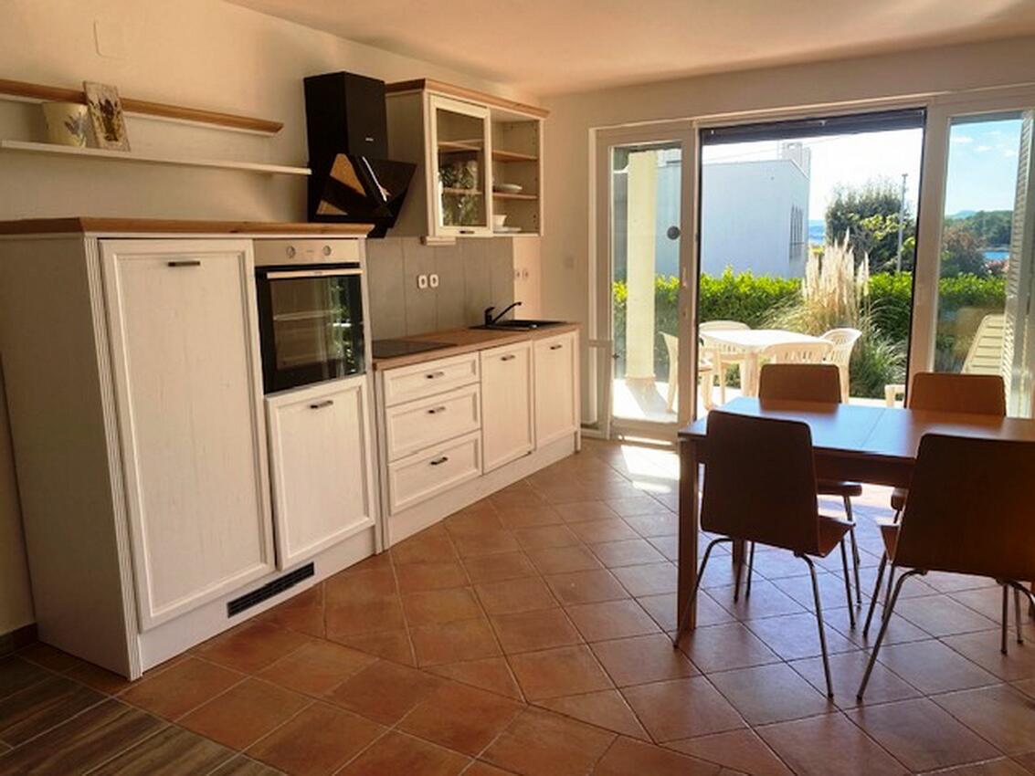 Apartmani uz more Punat, Krk - 24183