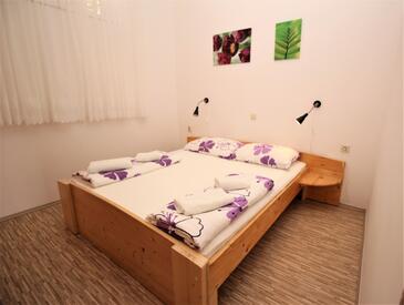 Apartments with parking space Baška, Krk - 24184