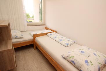 Lejlighedens parkeringsplads Baska, Krk - 24184