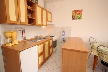 Apartamenty z parkingiem Baska, Krk - 24184