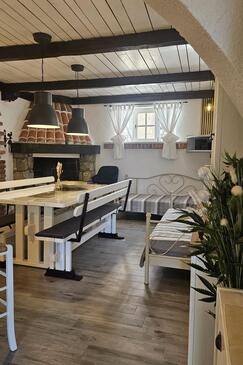 Family-friendly apartments with swimming pool Novi Vinodolski - 2419