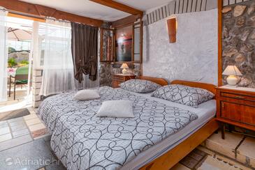 Family-friendly apartments with swimming pool Novi Vinodolski - 2419