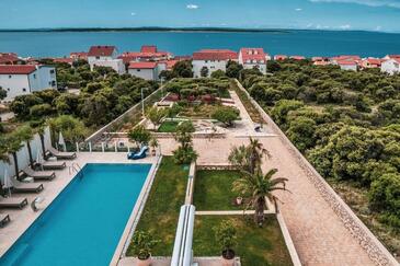 Ferienwohnungen mit Pool für Familien Mandre, Pag - 24196