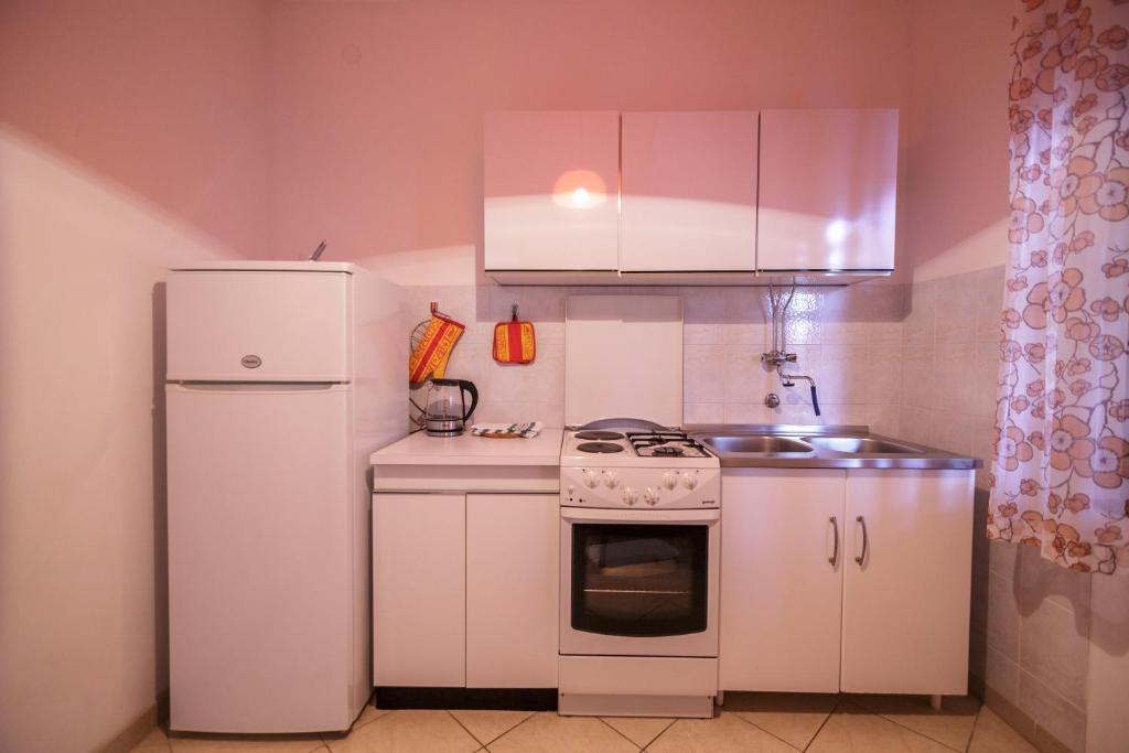 Appartamenti con Internet Comisa - Komiža, Lissa - Vis - 2420