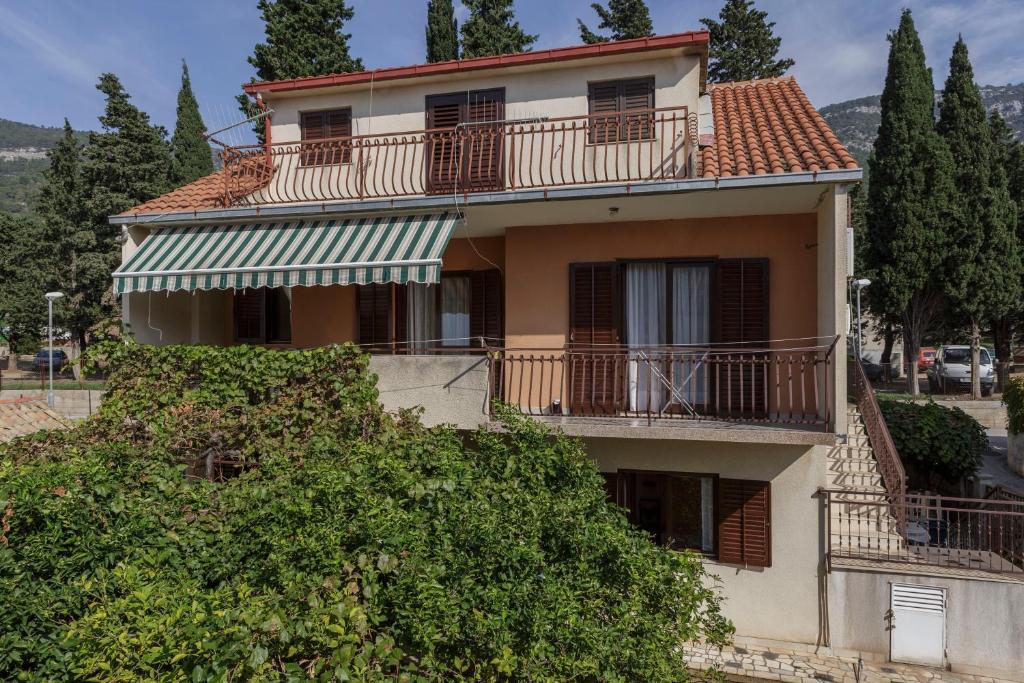 Ferienwohnungen mit Internet Komiza, Vis - 2420