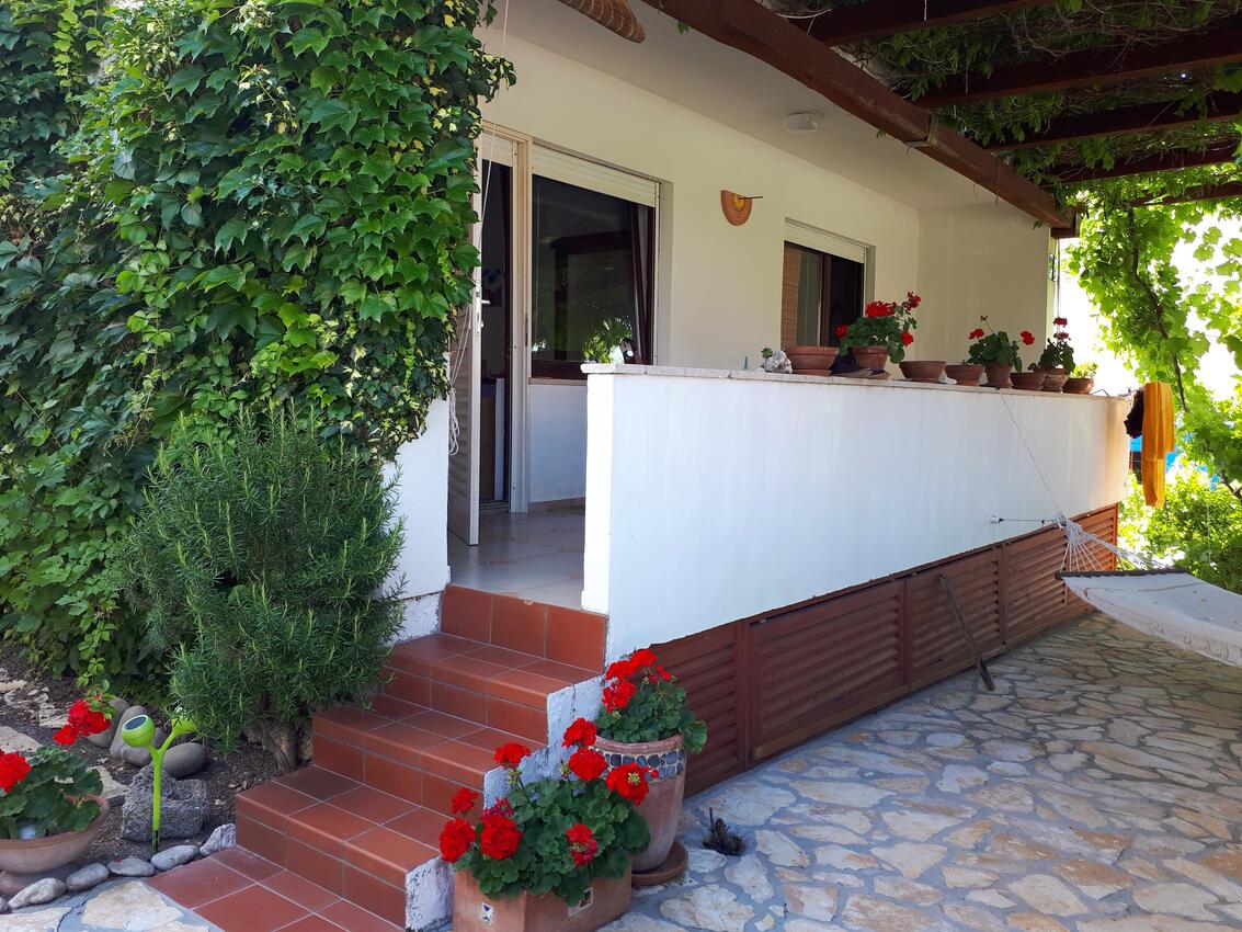 Appartamenti con parcheggio Baska, Veglia - Krk - 24201