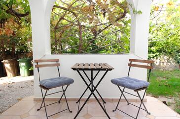 Apartamente cu parcare Baska, Krk - 24201