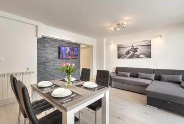 Apartmanok parkolóhellyel Umag - 24205