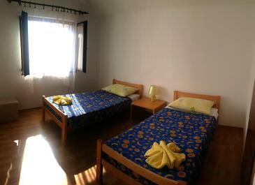 Apartmán s terasou Tisno, Severní Dalmácie