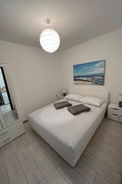 Ferienwohnungen mit Parkplatz Jadranovo, Crikvenica - 24210